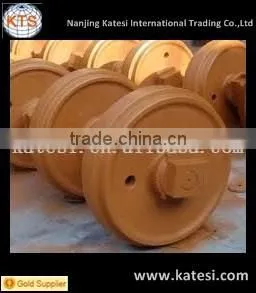 High Quality Excavator/bulldozer Spare Parts Front Idler thumbnail-1