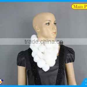High Quality Knitted Rex-Rabbit Scarf thumbnail-1