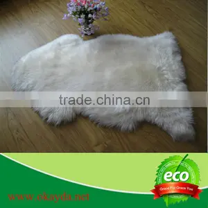 Healthy Lambskin Fur Baby Rug thumbnail-1