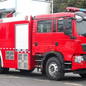 Heavy Truck HOWO 8t Water Tank Foam Fire Truck thumbnail-3