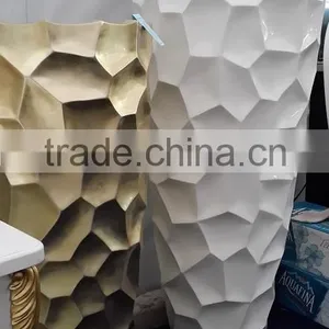 Luxury Lacquerware Vase Decoration in Dining Room, Carved Pattern in White Lacquer Small Size thumbnail-1