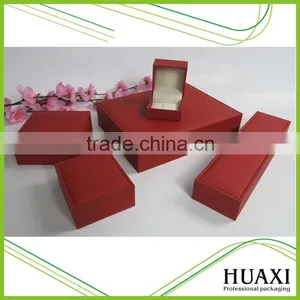 Luxury Set Red Leather Custom Logo Printed Jewelry Boxes Gift Boxes thumbnail-1