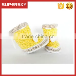 V-125 New Design Knit Pattern Warm Crochet Toddler Baby Shoe Indoor Knitted Newborn Slipper Shoe thumbnail-3