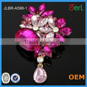 Fashion Design Best Quality Cheap Crystal Wedding Brooch Bulk Rhinestone Brooch thumbnail-6