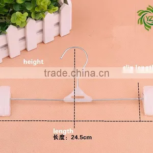 Open Ended Metal Mens Pants Hanger With 2 Clips thumbnail-1
