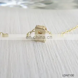 Hot Seling Simple Initial Letter r Pendant Necklace thumbnail-1