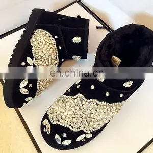 Aidocrystal New Arrival Hot Sale Pink Black Winter Short Bling Diamond Snow Boots for Woman thumbnail-1