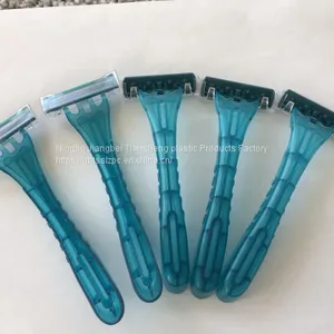 TS-C215(3) DISPOSABLE RAZOR thumbnail-3