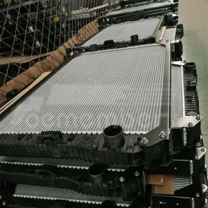 OE Member BHTB8344 Heavy Duty Truck Radiator B8344 BHTB9686 B9686 BHTD2348 D2348 BHTD4383 D4383 BHTD9435 For FRIGHTLINER M2 thumbnail-4