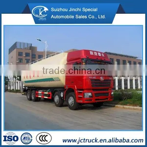 Shacman Delong 8x4 38CBM Low Denisty Powder Material Truck thumbnail-5