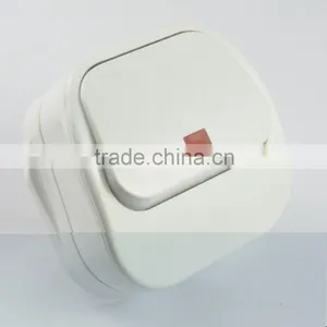 Top UK BS 3 Pin Wire Power Plug With Switch thumbnail-2
