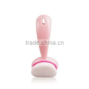 New Design Protable Pink Cleansing Brush thumbnail-3