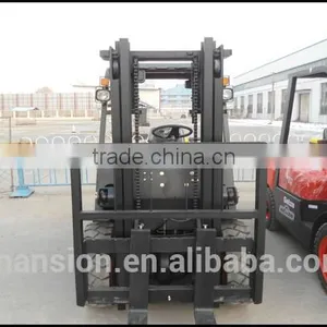 2 Ton Lonking Forklift With 1210 mm Fork and Diesel Engine thumbnail-2