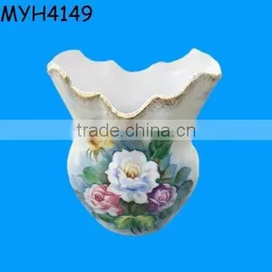 Beautiful Decorative Porcelian Flower Vase thumbnail-1