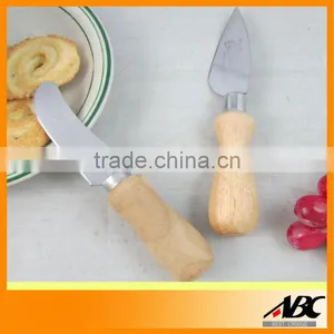 Wooden Cheese Spreader Knife thumbnail-1