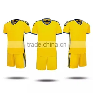OEM Cheap Designer100%polyester Mesh Lightweight Children Kids Sweat Soccer Sport Training Suit thumbnail-2