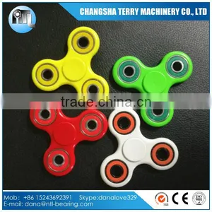 Plastic ABS Tri Fidget Spinner With Si3N4 Ceramic Bearing 608 thumbnail-1