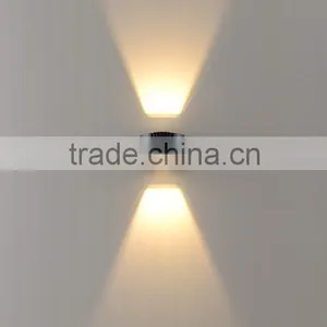 LED Wall Light Die Casting Aluminium Alloy up and Down Lighting IP54 Waterproof thumbnail-2