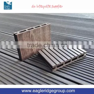 Protable Outdoor Deck Floor Covering thumbnail-1