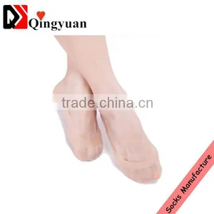 Top Quality New Style Invisibility Anti-slip Design Socks for Women thumbnail-4