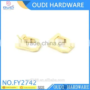 High Quality Metal Shoe Pin Buckle Shiny Light Gold Pin Buckle For Woman Shoe thumbnail-2