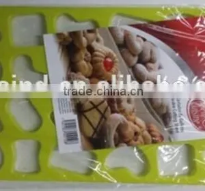 Plastic Cookie Cutter Grid thumbnail-1