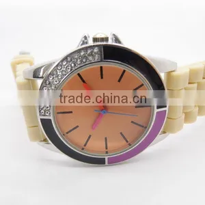 Designer Japanese Quartz Alloy Case Silicone Band Watches thumbnail-1