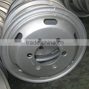 6.5-20 Steel Wheel for Truck thumbnail-1