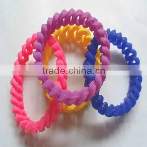 2013 Fashionable And Lovely DIY Silicone Bracelet thumbnail-1