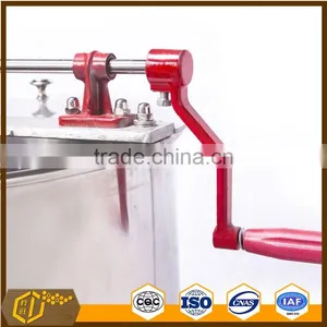 Durable 4 Frames Stainless Steel Honey Extractor thumbnail-4