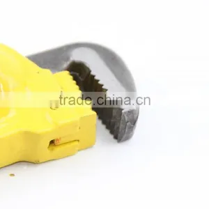 Factory CE 24" High Strength Carbon Steel Forged Tool Pipe Wrench thumbnail-4