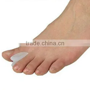 Silicone Toe Separator / Toe Separators Pedicure thumbnail-1