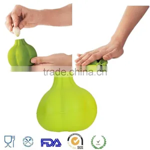 New Creative Silicone Garlic Peeler Easy Kitchen Tool Devices-magic Peeling thumbnail-1