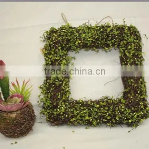 Holiday Topiary Wire Frame With Natural Rattan thumbnail-1