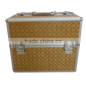 Pink Aluminum Cosmetic Case, Beauty Makeup Case With Sparkling thumbnail-1