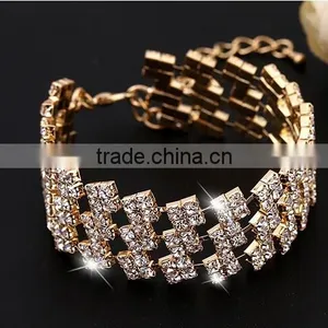 New Fashion Women Lady Gold Plated Crystal Cuff Bangle Love Heart Charm Bracelet thumbnail-3