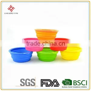 Silicone Collapsible Plastic Travel Pet Bowl thumbnail-1