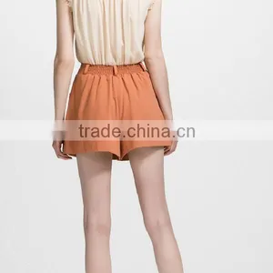 Wholesale OEM China Supplier Fashion Yellow Polyester Casual Women Shorts thumbnail-3