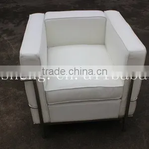 Modern Leather Sectional Sofa thumbnail-1