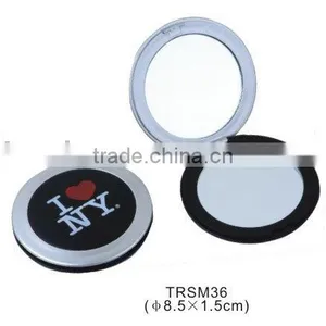 Plastic Foldable Round Shape Double Sided Pocket Compact Mirror thumbnail-1