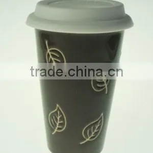 Leaf Design Hand Printing Double Wall Ceramic Mug With Silicon Lid thumbnail-1