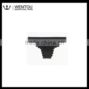 Fashionable Charming Scalloped Bikini thumbnail-3