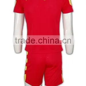 Customize Short Sleeve Red Colour Football Uniform With Pants thumbnail-4