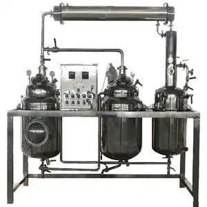 Pure and Natural Essence CO2 Distillation Equipment Distiller Essential Oil Myrrh Extraction Machine thumbnail-5