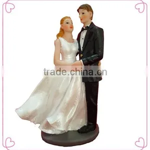 Resin Couple Figurine for Wedding Gifts thumbnail-2
