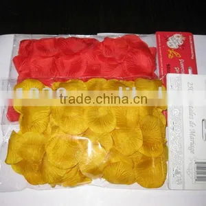 Silk Rose Petals thumbnail-1