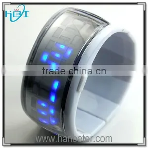 2015 New Fashion Design Mini Style Light up ODM Ladies Bracelet Wrist Watch thumbnail-1