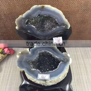 Natural Agate Crystal Geode Ornaments For Sale thumbnail-1