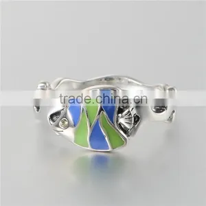 New Designer Adjustable Enamel Fish Shape Silver Ring With Rhinestone thumbnail-2