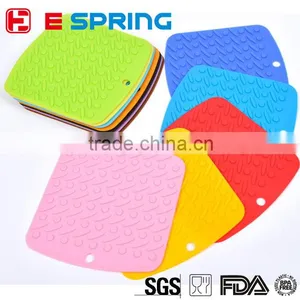 Hot Selling Table Mat Europe Drink Coasters Dining Table Mat thumbnail-1